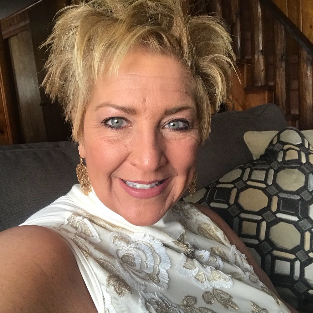 Meet your Posher, Karen